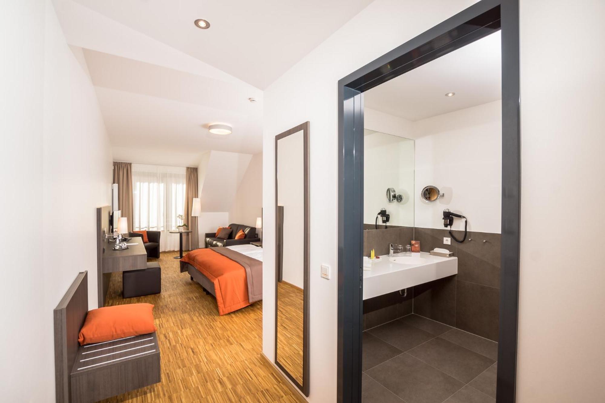 Stadthotel Reich Мелльрихштадт Экстерьер фото